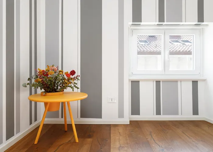 - Elegant Apartment Trieste